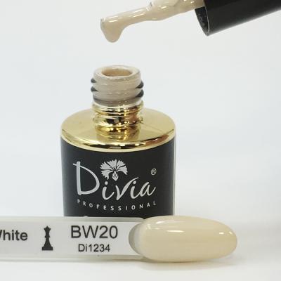  Гель-лак Divia Black & White №BW020